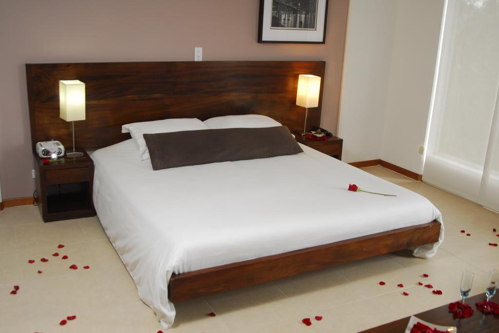 Double or Twin Room,117648940:JPEG